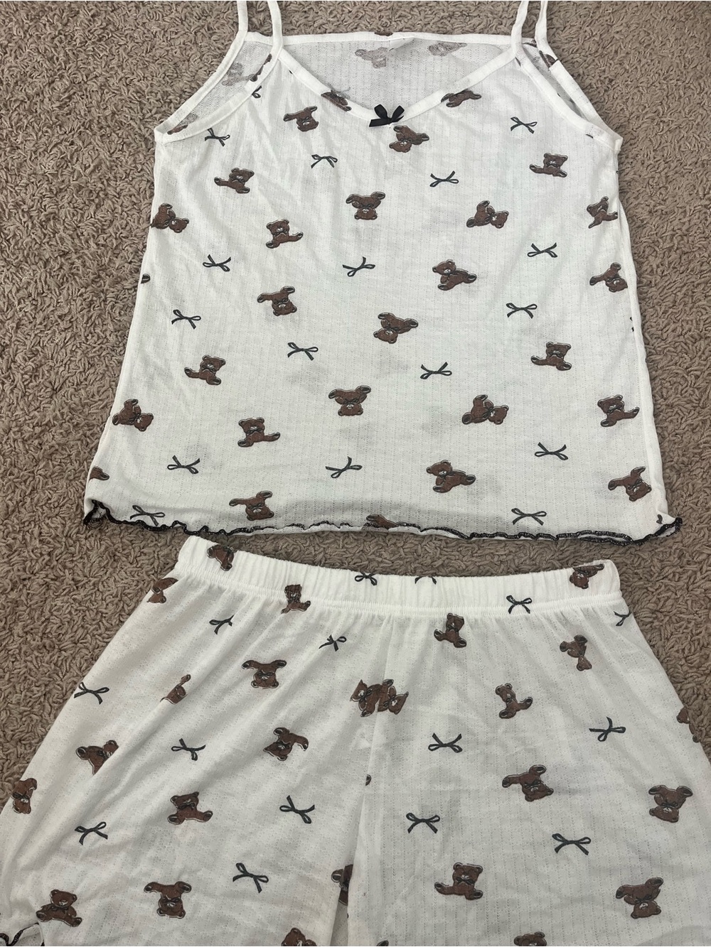 Tank top and short pajama set with bears and bows